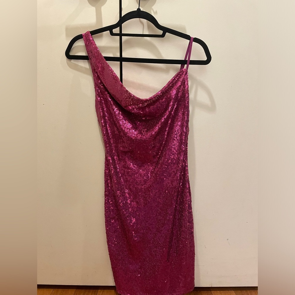 Magenta HELLO MOLLY Sequin dress